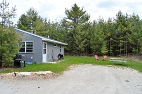 Baileys Sunset Motel and Cottages