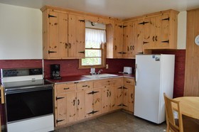 Baileys Sunset Motel and Cottages