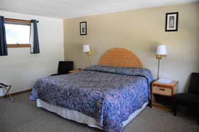 Baileys Sunset Motel and Cottages