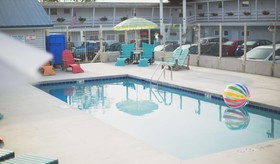 Beachfront Inn Baileys Harbor