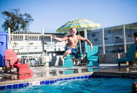 Beachfront Inn Baileys Harbor