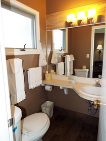 Beachfront Inn Baileys Harbor