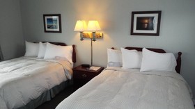 Beachfront Inn Baileys Harbor