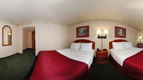 AmericInn & Suites By Wyndham Baraboo Event Center