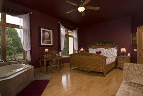 Inn at Wawanissee Point