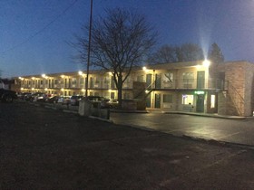 Thunderbird Motor Inn Baraboo