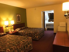 Thunderbird Motor Inn Baraboo