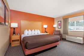 AmericInn by Wyndham Boscobel