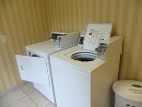 Cobblestone Inn & Suites