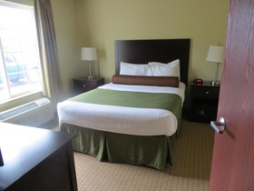 Cobblestone Inn & Suites