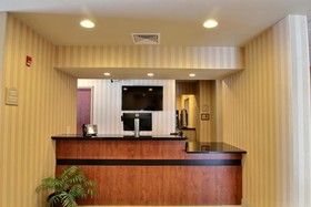 Cobblestone Inn & Suites