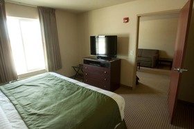 Cobblestone Inn & Suites
