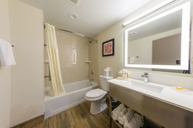Holiday Inn Brookfield Milwaukee