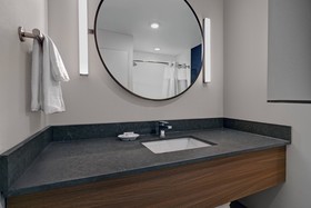 Fairfield Inn & Suites Milwaukee Brookfield