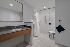 Fairfield Inn & Suites Milwaukee Brookfield
