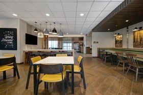 Fairfield Inn & Suites Milwaukee Brookfield