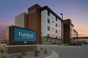 Fairfield Inn & Suites Milwaukee Brookfield