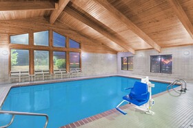 AmericInn by Wyndham Burlington