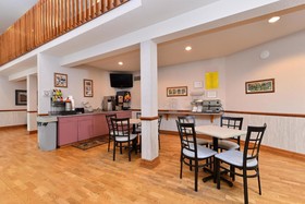 Americas Best Value Inn Chetek