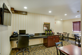 Cobblestone Inn & Suites