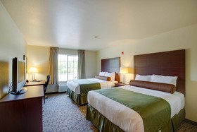 Cobblestone Inn & Suites