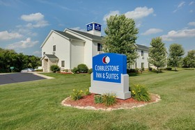 Cobblestone Inn & Suites