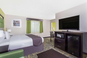 AmericInn by Wyndham Delafield