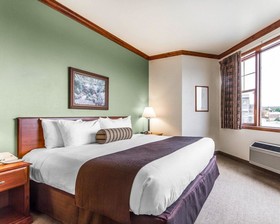 Kress Inn, Ascend Collection