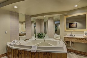 Eagle River Inn and Resort