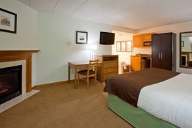 AmericInn by Wyndham Eau Claire