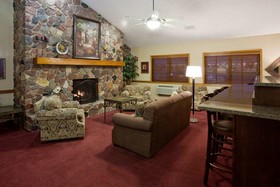 AmericInn by Wyndham Eau Claire