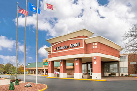 Holiday Inn Express & Suites Eau Claire West I-94