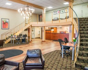 Holiday Inn Express & Suites Eau Claire West I-94