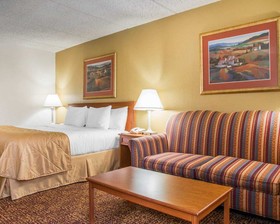 Holiday Inn Express & Suites Eau Claire West I-94