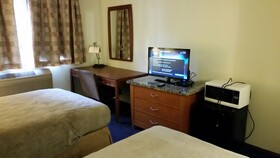 River Walk Inn & Suites