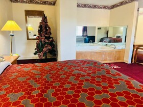 Villa Inn Motel Near Hwy 12 WI Capital O