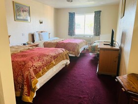 Villa Inn Motel Near Hwy 12 WI Capital O