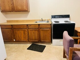 Villa Inn Motel Near Hwy 12 WI Capital O