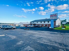 Villa Inn Motel Near Hwy 12 WI Capital O