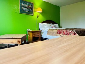 Villa Inn Motel Near Hwy 12 WI Capital O