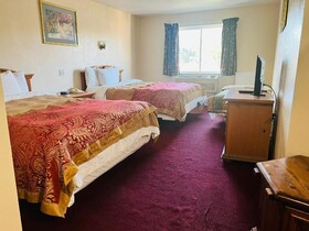 Villa Inn Motel Near Hwy 12 WI Capital O