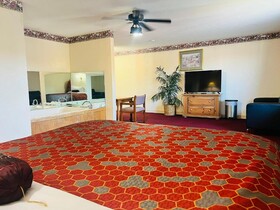 Villa Inn Motel Near Hwy 12 WI Capital O