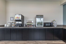 MainStay Suites Milwaukee/Franklin