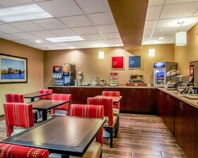Comfort Inn & Suites Grafton-Cedarburg