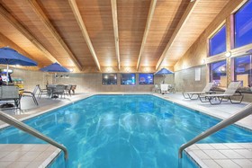 AmericInn by Wyndham Green Bay West