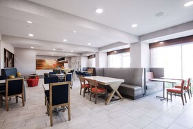 Hampton Inn by Hilton Green Bay Stadium