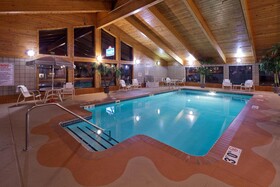 AmericInn by Wyndham Hartford WI