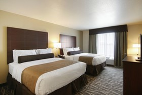 Cobblestone Hotel and Suites Hartford