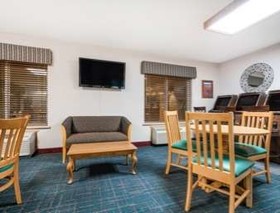 Days Inn by Wyndham Hurley