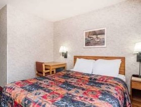 Days Inn by Wyndham Hurley